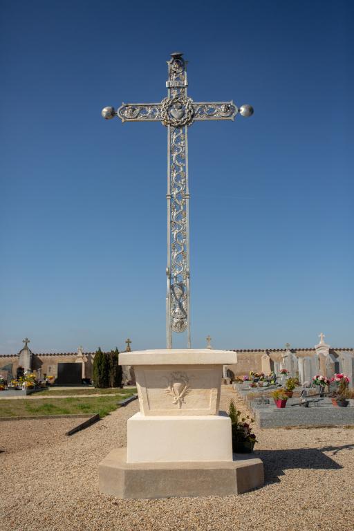 Croix de cimetière