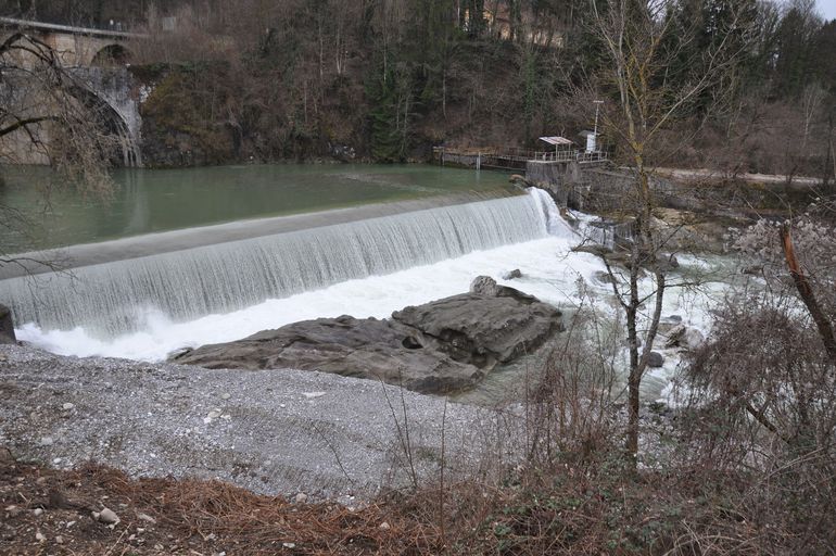 Moulin des Illettes dit Moulin du pont de Brogny actuellement Minoterie Cléchet