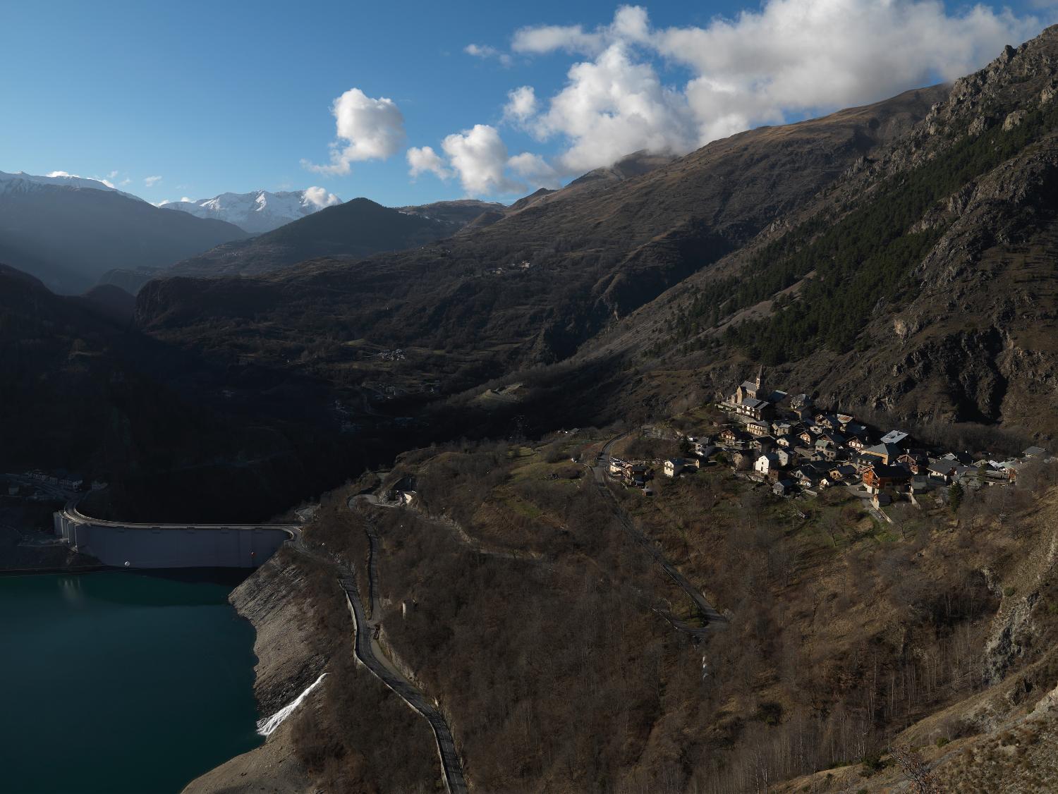 Centrale hydroélectrique de Saint-Guillerme et barrage du Chambon