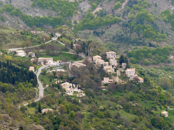 Village de Barret-de-Lioure