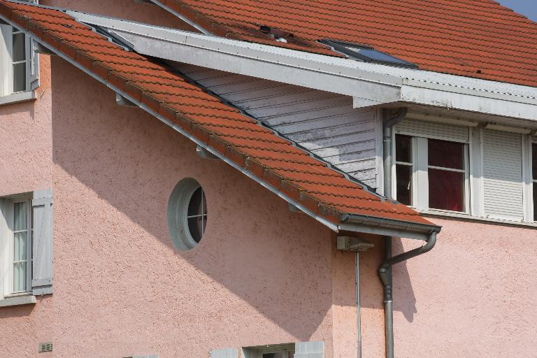 Immeuble à logements, dit phalanstère de la Viscamine puis colonie de vacances, actuellement lycée d’enseignement général Pierre-du-Terrail