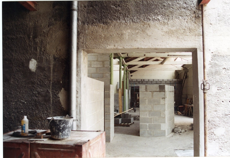 Ferblanterie Bonnefoy puis impression sur étoffes Meyer puis teinture pour fabrique Manhès L. puis Boindin P. Équipement électrique et Pelletier J. Repousse sur métaux puis Flexelec actuellement École Émile Cohl