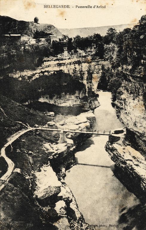 Pont-passage, puis passerelle d'Arlod (détruite)