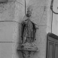 Statue : saint Loup (?)
