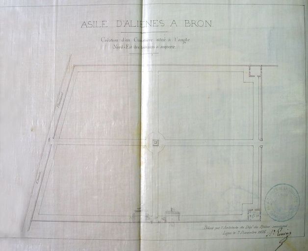 Asile d'aliénés de Bron, puis asile départemental d'aliénés du Rhône, puis asile d'aliénés du Vinatier, actuellement centre hospitalier Le Vinatier