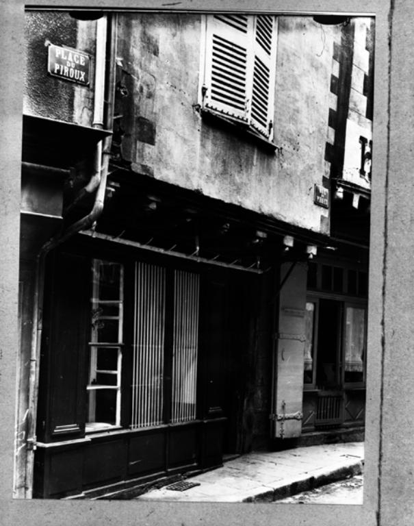 Rue du Pirou