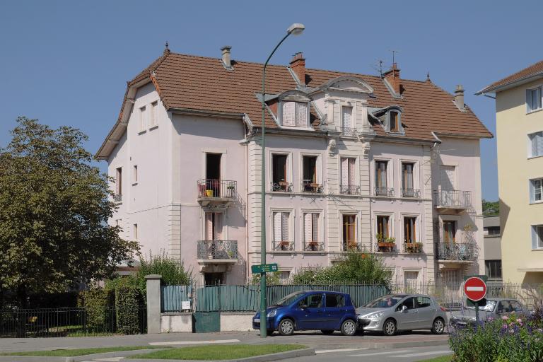 Maison, puis demeure d'architecte, dite Villa des Marronniers, actuellement immeuble, dit Les Marronniers