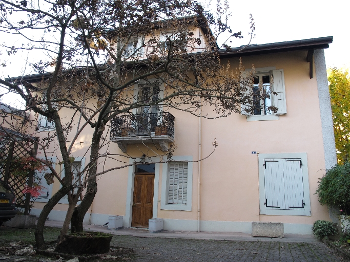 Écurie, remise, logements d'ouvriers, maison, dite Chalet Darphin