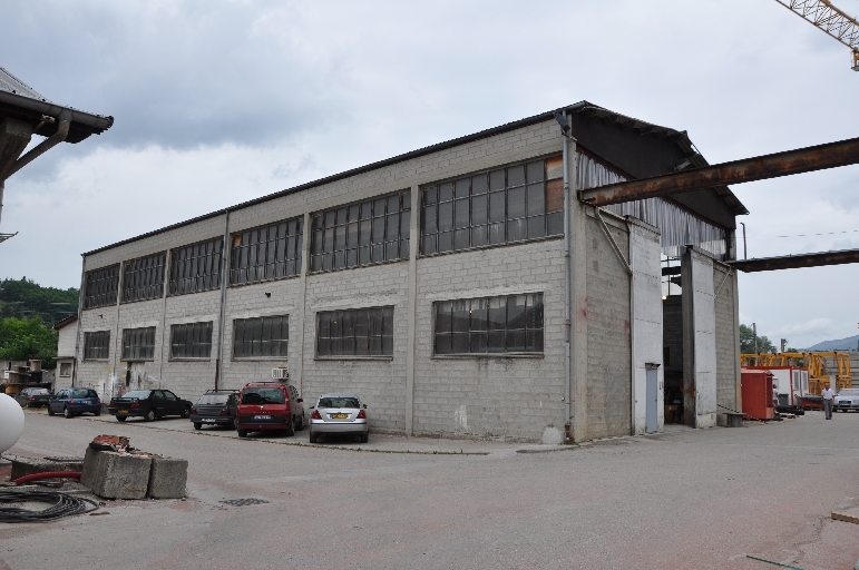 Edifice artisanal, Maison Grosse et Gerlat, puis usine de fabrication de matériaux de construction, entreprise de travaux publics, Entreprise Léon Grosse et Cie, actuellement Entreprise générale Léon Grosse