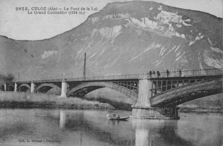 Pont routier de la Loi