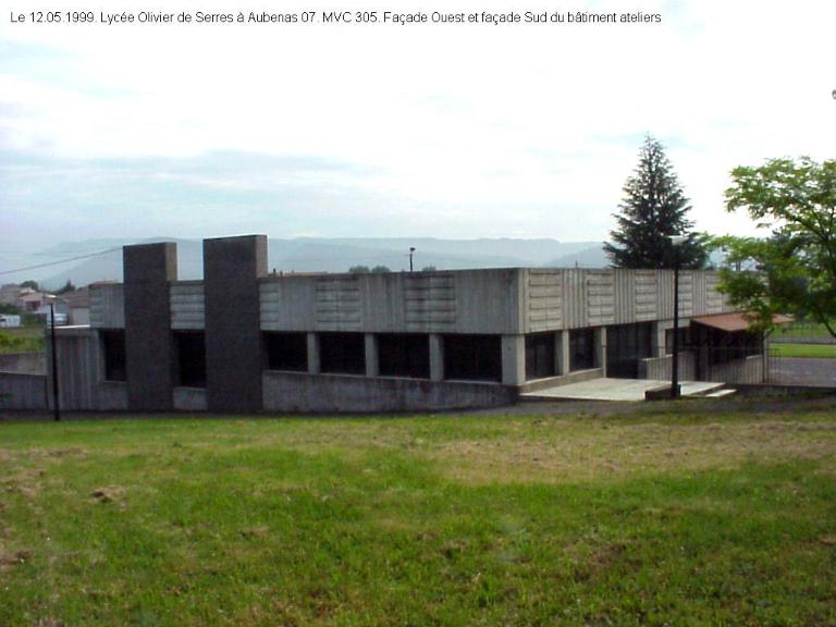 Lycée agricole et collège agricole féminin, actuellement lycée agricole Olivier-de-Serres