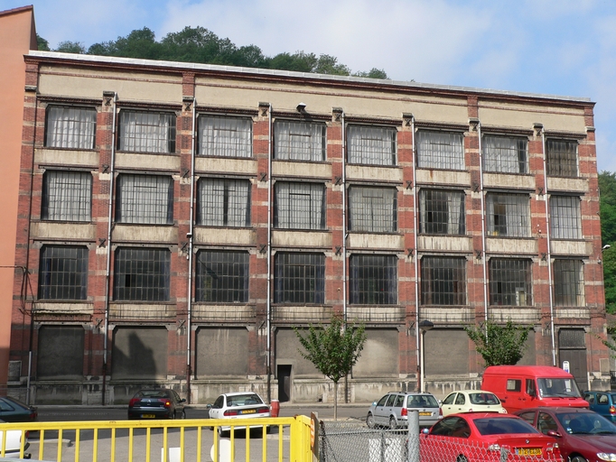 Usine textile FAUGIER et ROLLET actuellement entreprise Téviloj