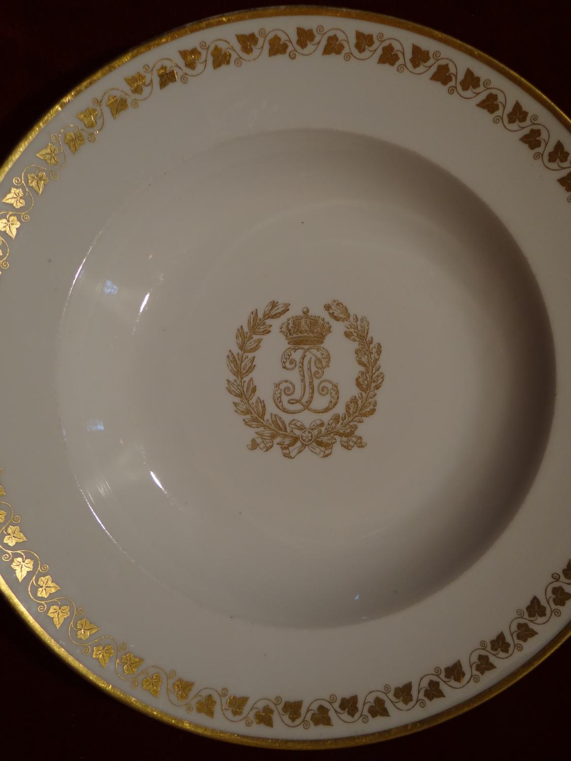 Service des Princes : assiette creuse