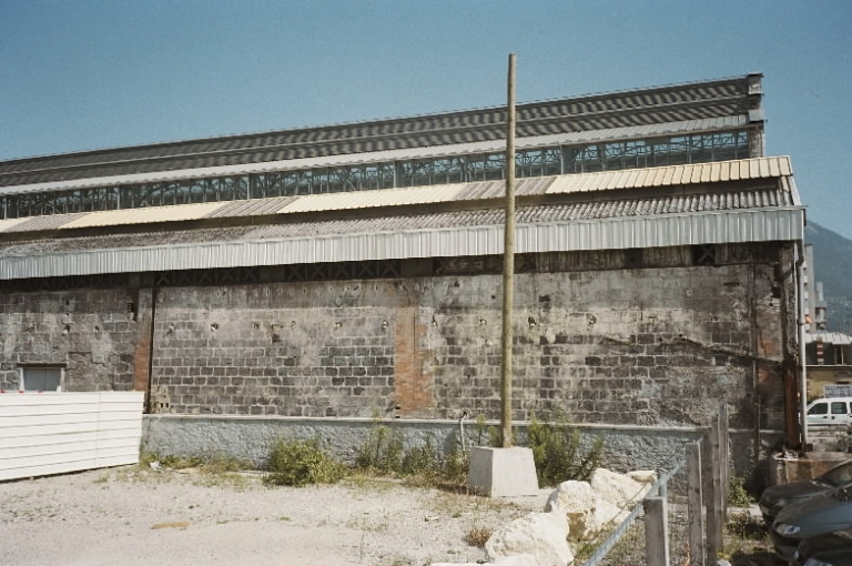 Usine de chaudronnerie Bouchayer-Viallet actuellement Centre National d'Art Contemporain (CNAC), dit le Magasin