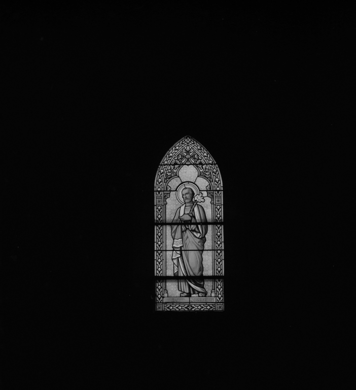 Ensemble de 7 verrières à personnage : saint Etienne ; Sacré-Coeur de Marie ; saint Isidore ; saint Joseph ; Vénérable Jeanne-d'Arc ; ange gardien (l') ; saint Michel (baies 3 à 8 et 10)