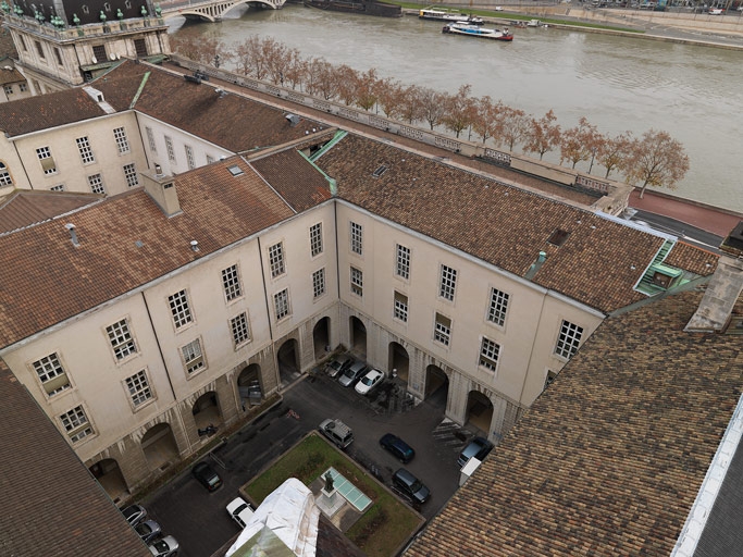 Hôtel-Dieu dit hôpital du Pont du Rhône puis hôtel-Dieu de Notre-Dame de Pitié du Pont du Rhône, Hôpital général, Grand Hôtel-Dieu