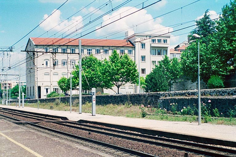 Moulinerie Baboin, dite usine 5 actuellement logement d'ouvriers, lycée technique, siège d'association