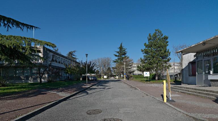 Lycée d'enseignement général, technique et professionnel, actuellement lycée des métiers du cuir, dit lycée du Dauphiné