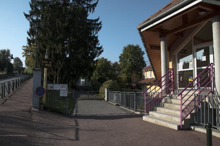 Groupe scolaire, dit groupe scolaire de Saint-Simond