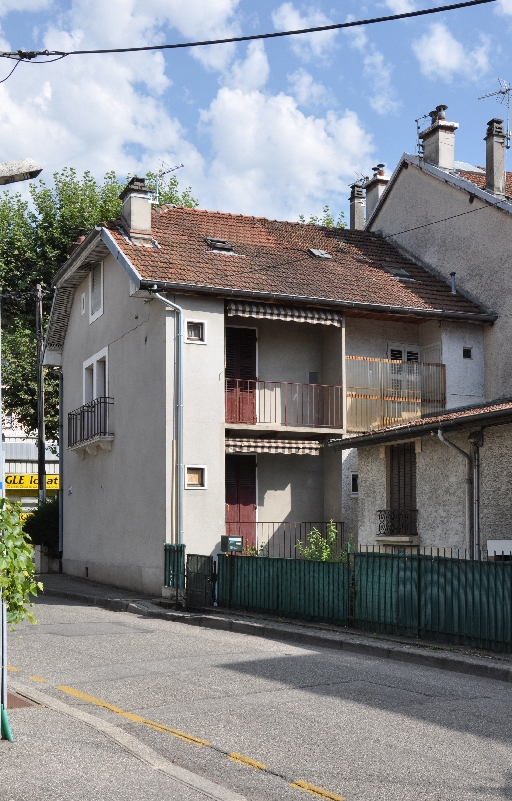 Maison, puis immeuble