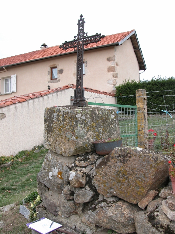 Croix monumentale