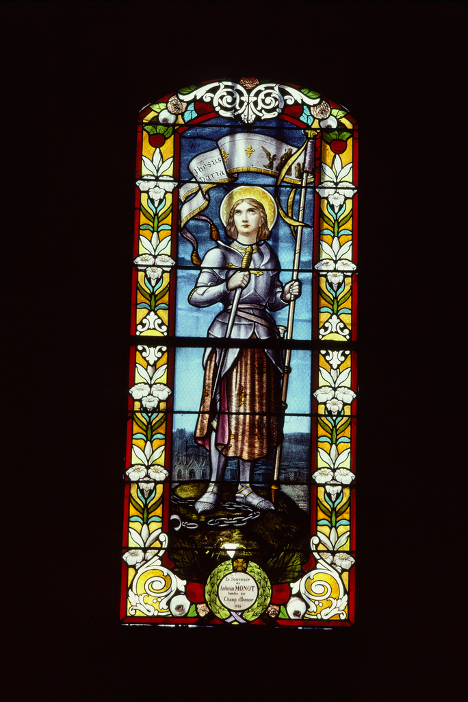 Verrière : Jeanne d'Arc (baie 9), verrière à personnages