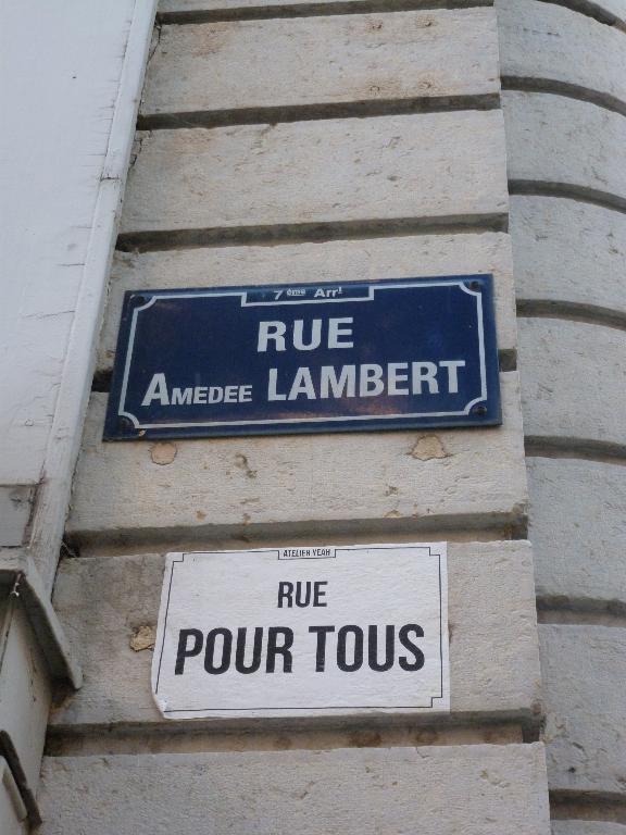 Rue Amédée-Lambert