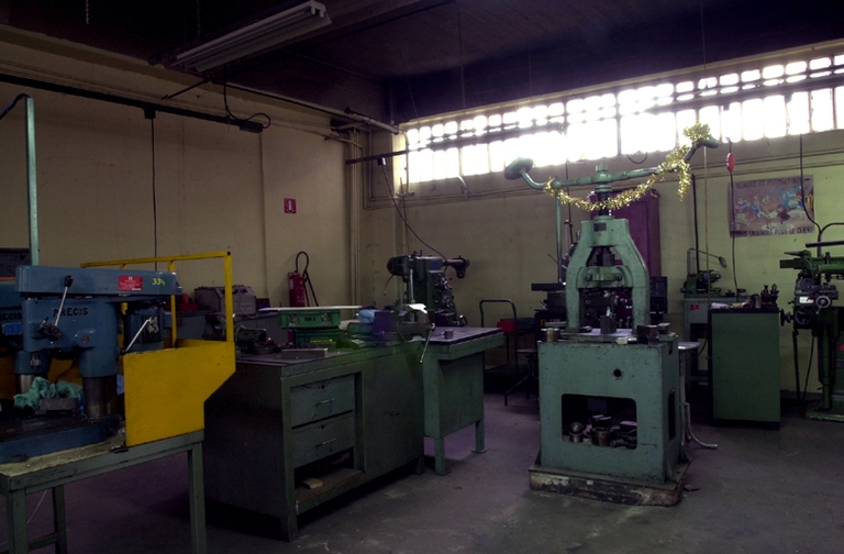 Usine de serrurerie Rhône-Isère dite Ronis SA