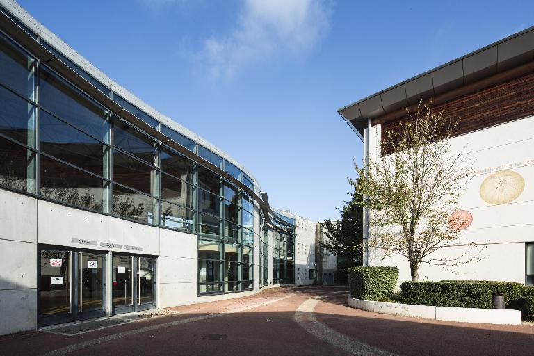 Lycée d'enseignement général et technologique Robert-Doisneau