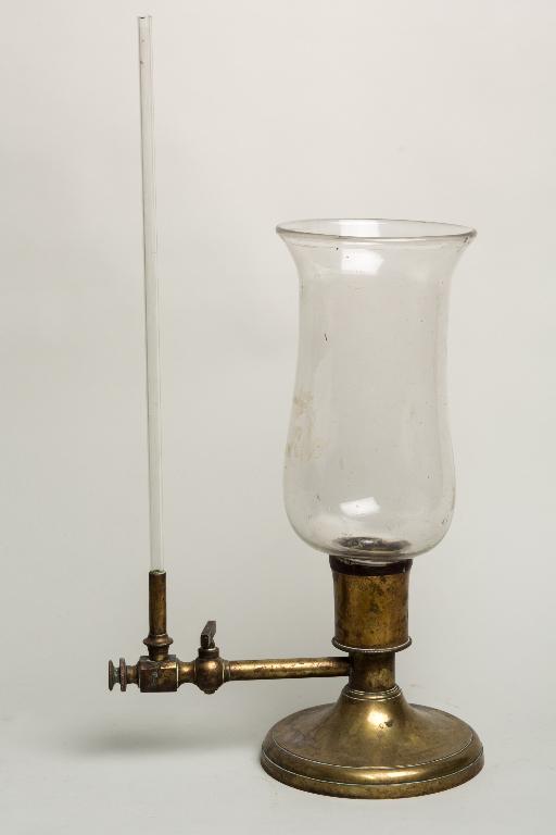 Instrument de démonstration en statique des fluides : vases communicants