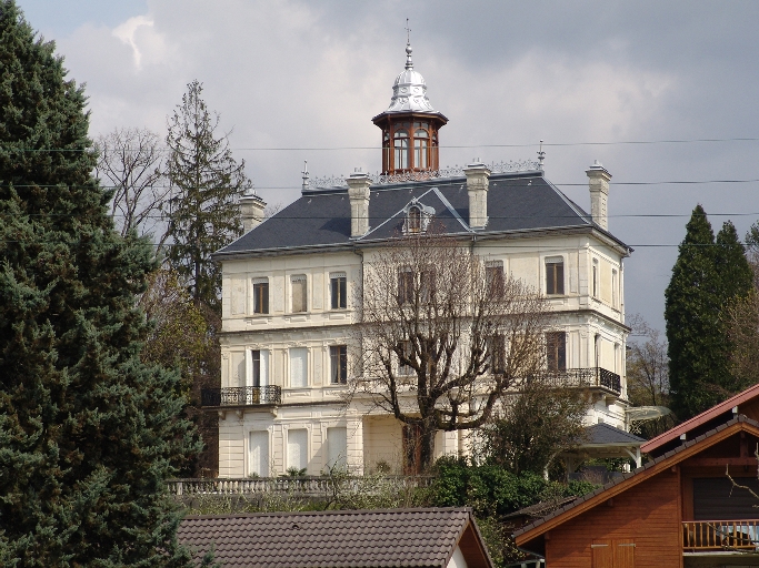 Maison, villa Nirvana