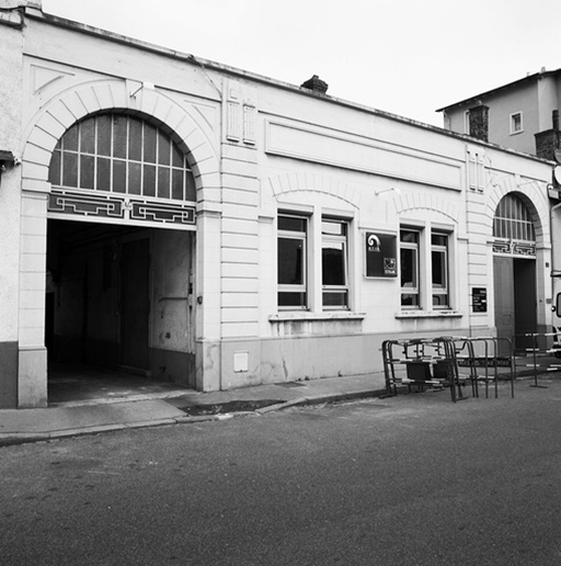 Société anonyme des générateurs Altmann puis usine de construction mécanique et métallique Traverse Frères actuellement garage de réparation automobile et bureau d'architecture