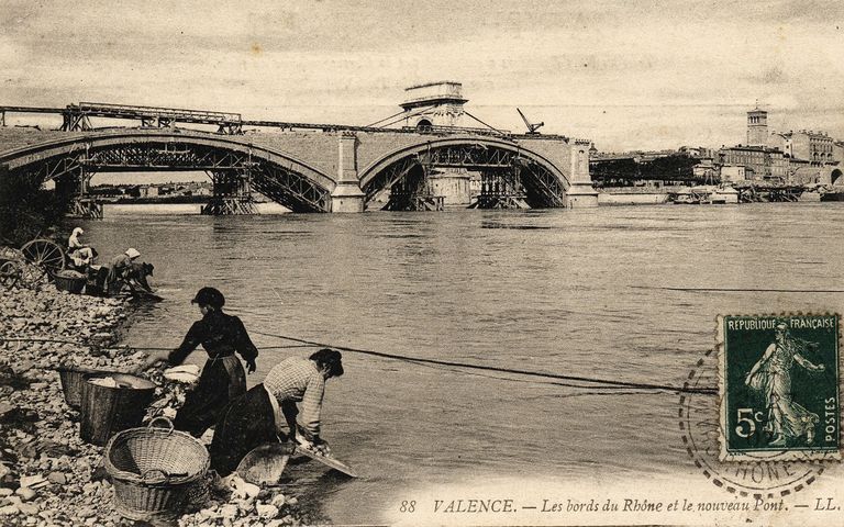 Pont routier de Valence (détruit)