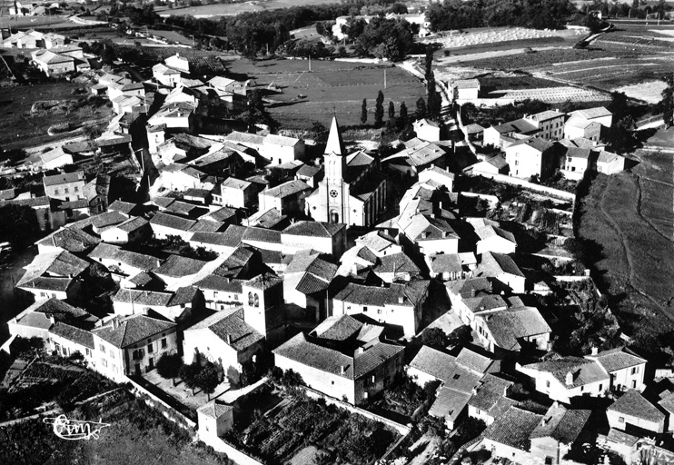 Village de Lézigneux