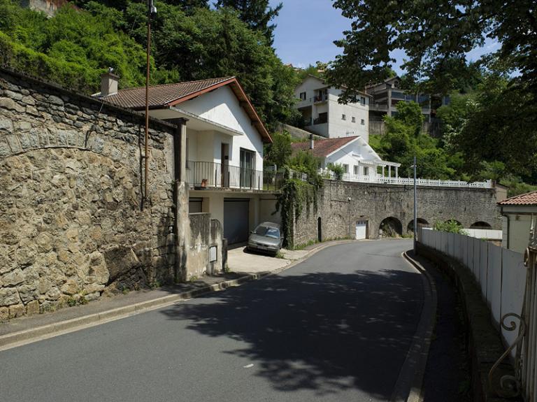 Avenue Pierre-Guérin et avenue Joseph-Claussat