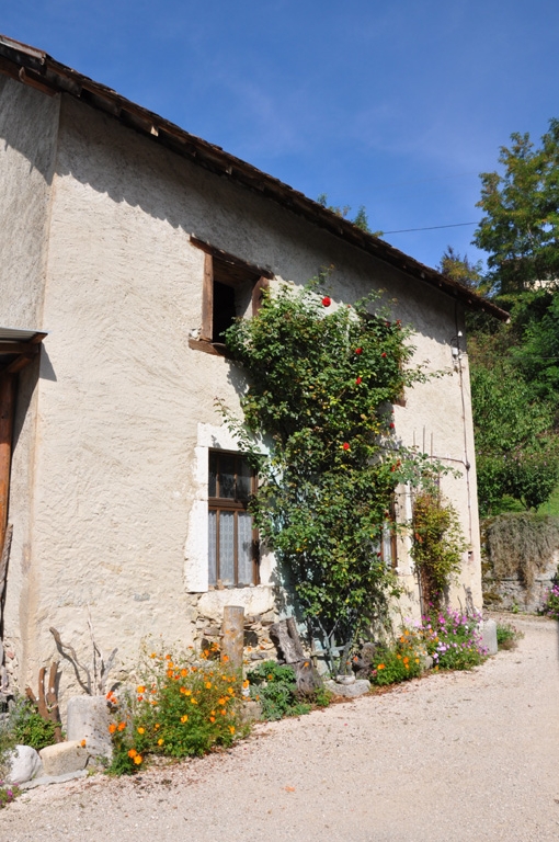 Moulin Godon en ruine et second moulin Godon actuellement remise