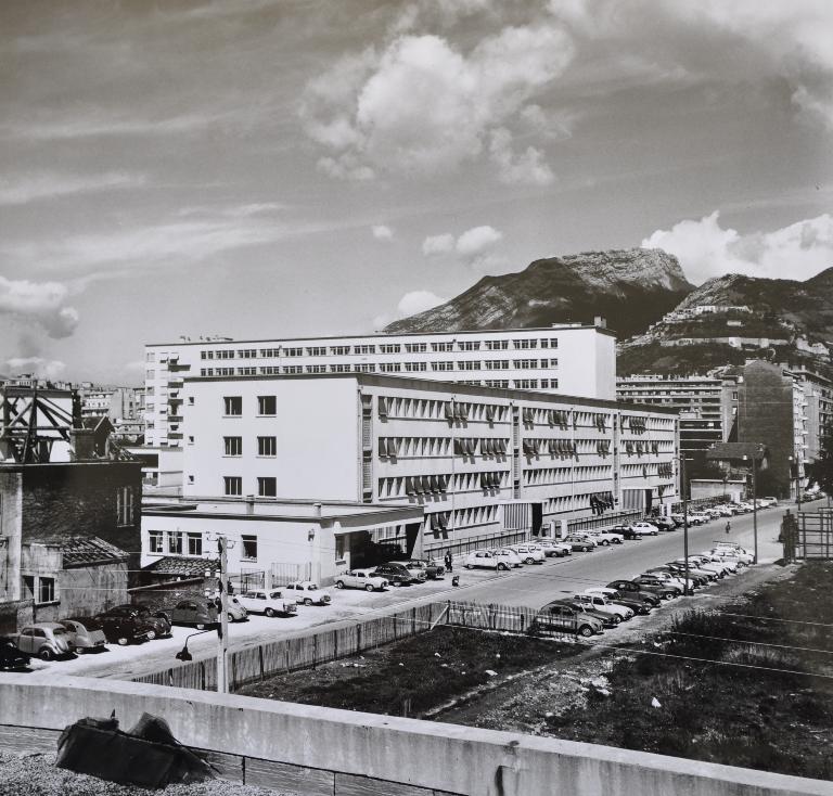 Lycée Emmanuel Mounier