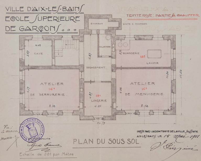 Ecole secondaire, dite Ecole supérieure de garçons Bernascon, puis lycée, dit Lycée Bernascon, actuellement siège d'association, dit Maison des Associations