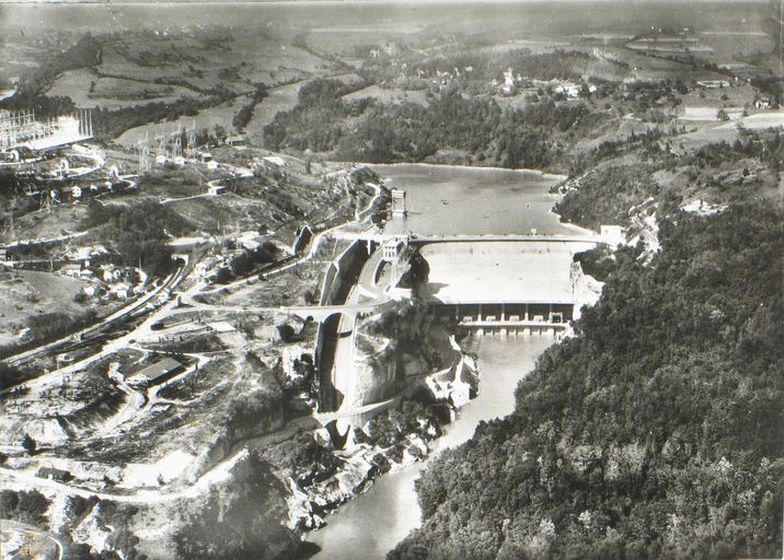 Barrage et centrale hydroélectrique de Génissiat