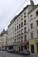 Immeuble, dépendance sur cour