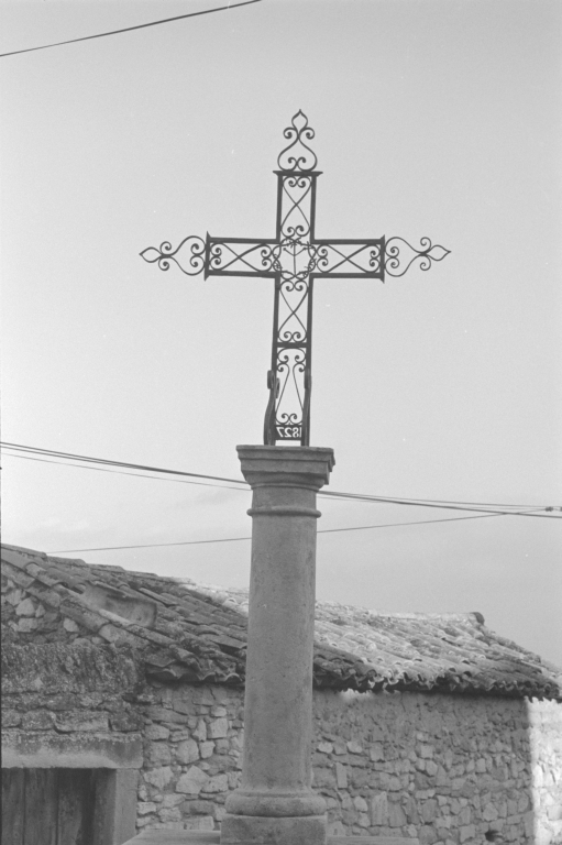 Les croix monumentales du canton de Grignan