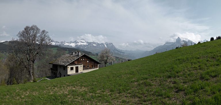 Ferme, puis maison dite chalet la Louve