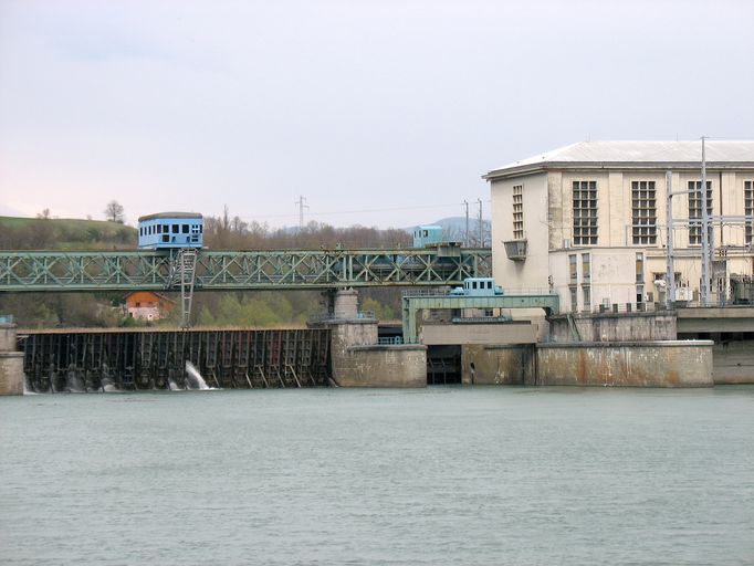 Barrage de Seyssel, centrale hydroélectrique, pont