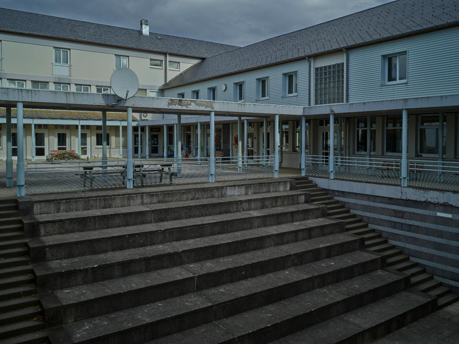 Foyer de progrès agricole, puis centre de formation professionnelle agricole, puis collège agricole, actuellement lycée professionnel agricole de Rochefort-Montagne