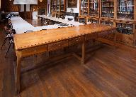 Table de bibliothèque