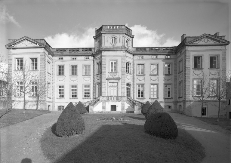 Château de Boën dit Château-Chabert