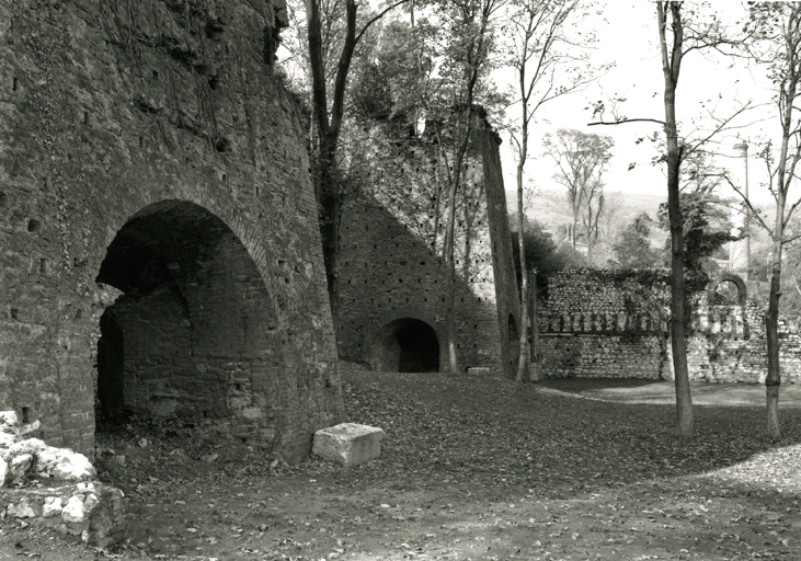 Fonderie de la Meilhe dit Hauts Fourneaux de la Voulte puis tissage Baboin actuellement jardin public dit parc Baboin