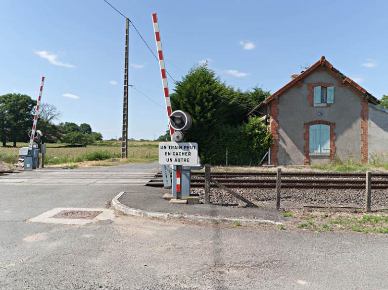 Ligne Saint-Germain-des-Fossés - Saint-Pierre-Laval - (Roanne)