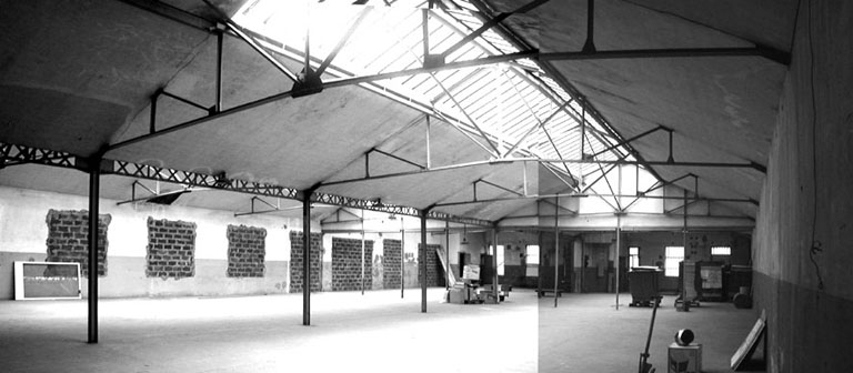 Usine d'apprêts des étoffes dite Société Anonyme du Moulinage de Givors puis Société Anonyme des Établissements Gamma actuellement Les  collectifs  culturels  et  artistiques  du  site  dit  "Lamartine" (2015)