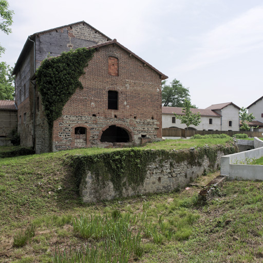 Ferme, moulin puis minoterie Moutot et scierie Gatier